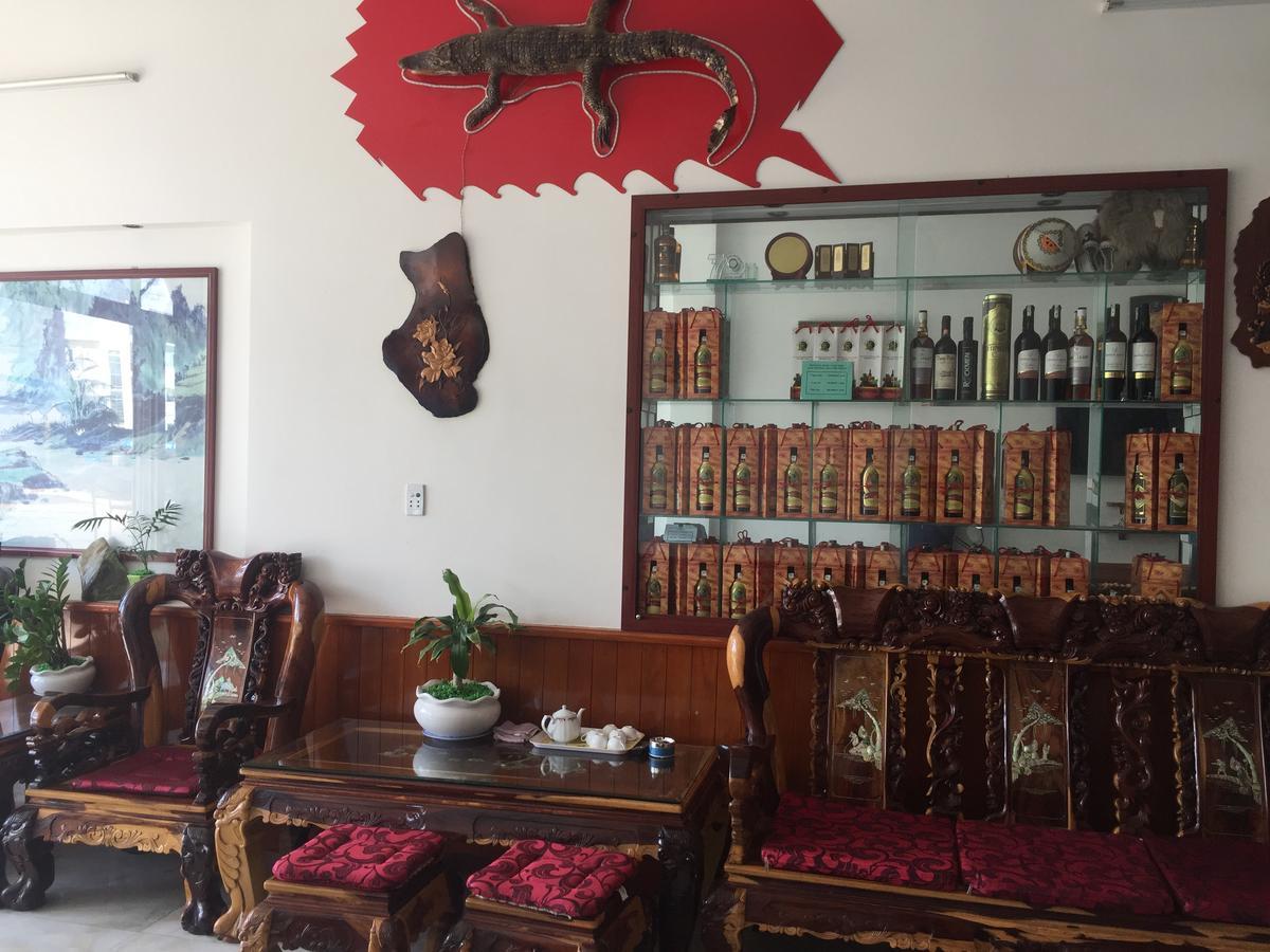 Hotel Hoang Dung Kinh Dinh Ngoại thất bức ảnh