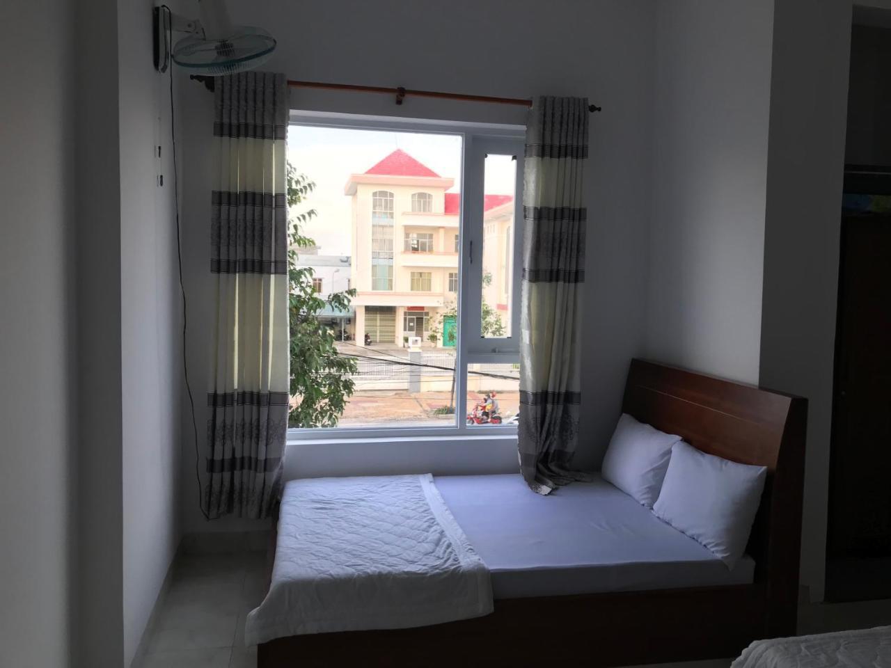 Hotel Hoang Dung Kinh Dinh Ngoại thất bức ảnh